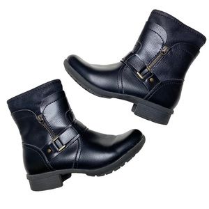 CLARKS Riddle Avant Black Ankle Moto Boots Size 7M